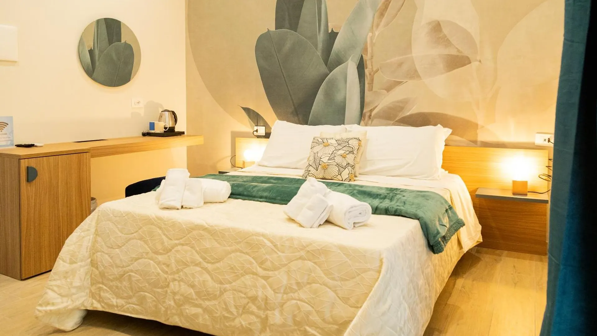 A Casa Di Leo Rooms Naples Italy